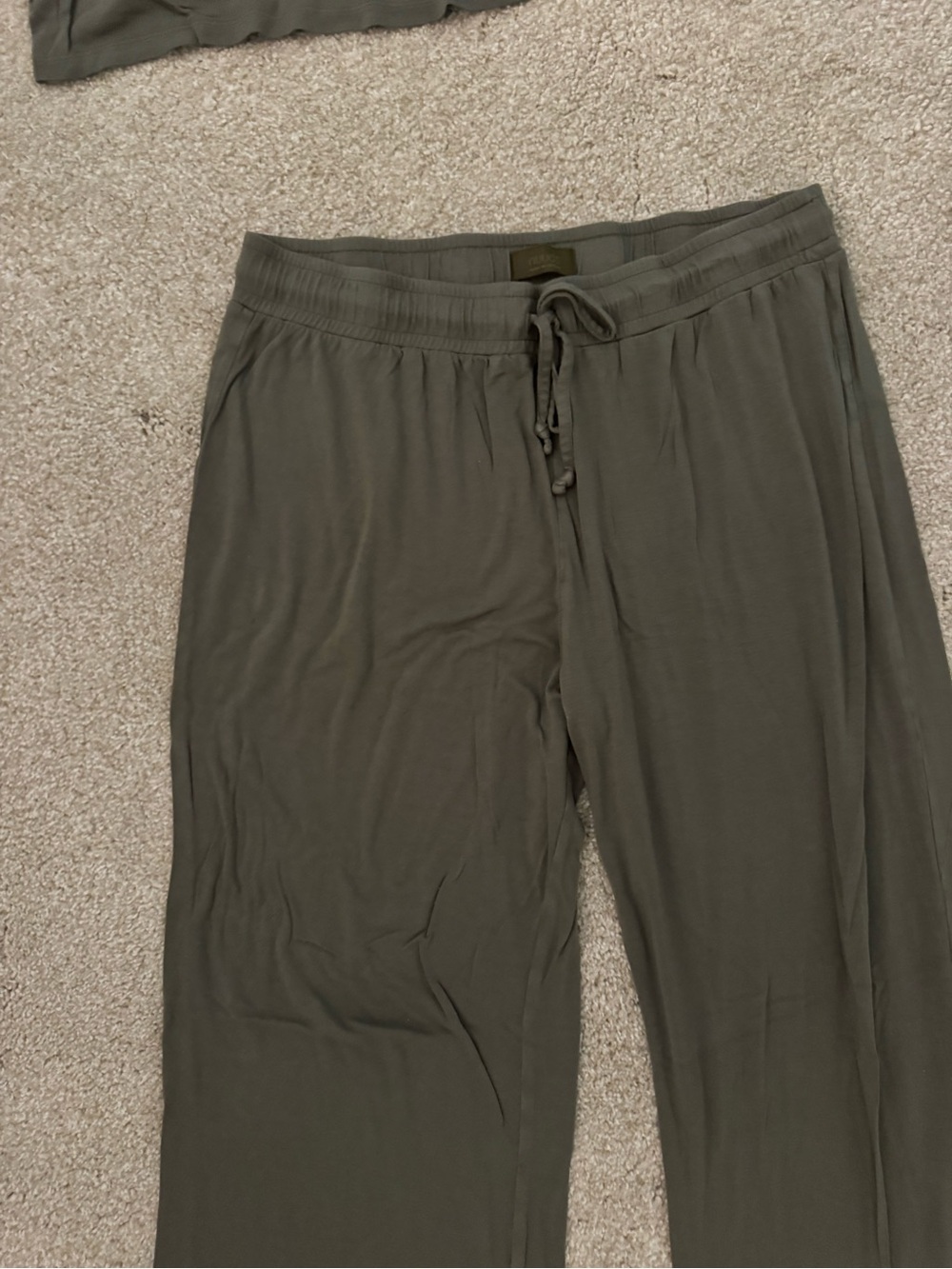 nuuds Olive Green Women's Pajama Set - Picture 3 of 4